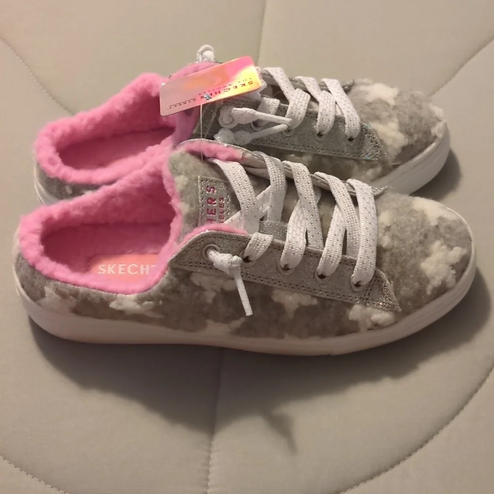 NWT Kids Sketchers Los Angeles Slip on Shoes - Size 3 - Picture 2 of 8